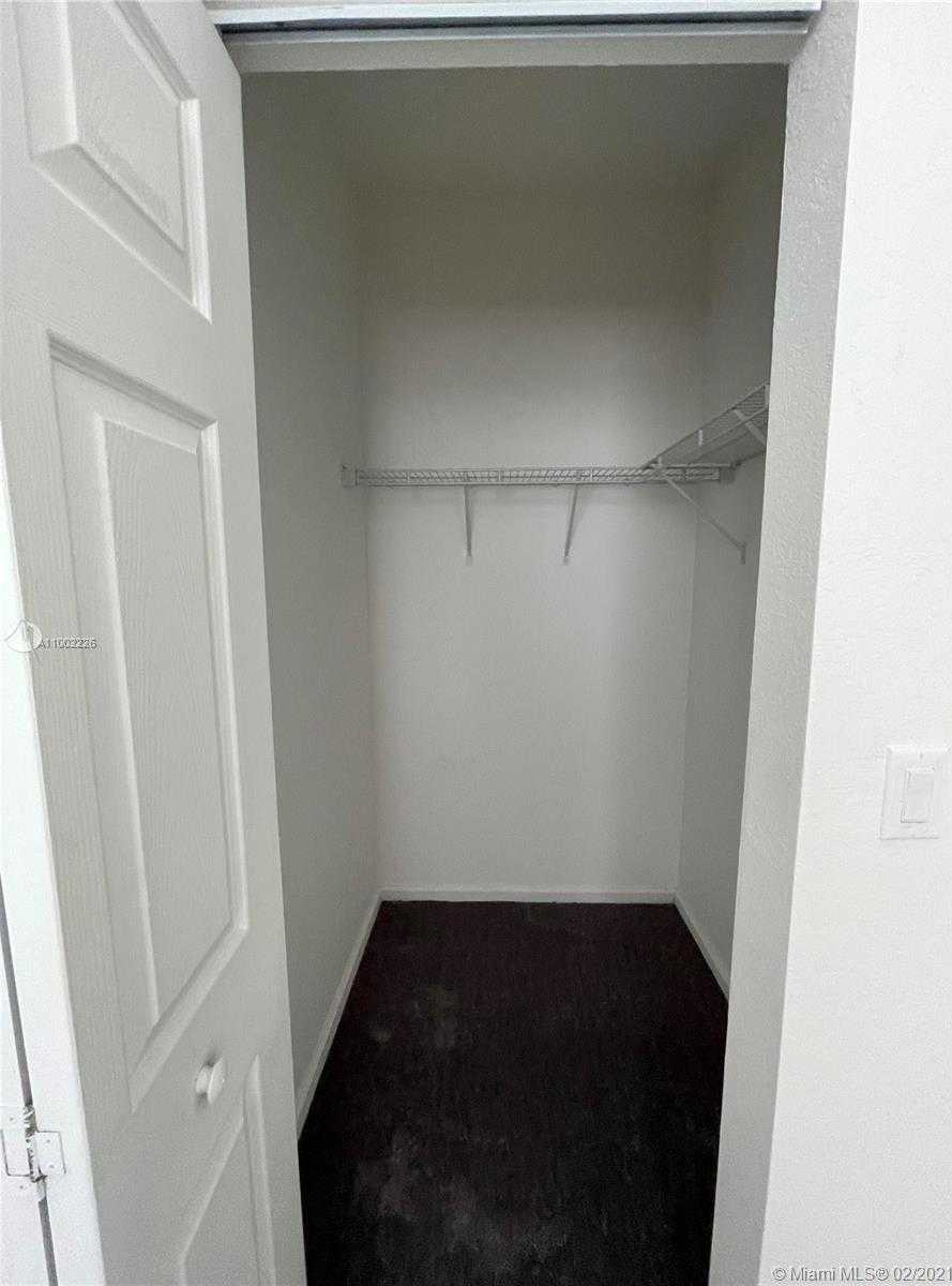 Small Image of 2131 NORTH EAST 6TH ST #2131, Homestead Number 17
