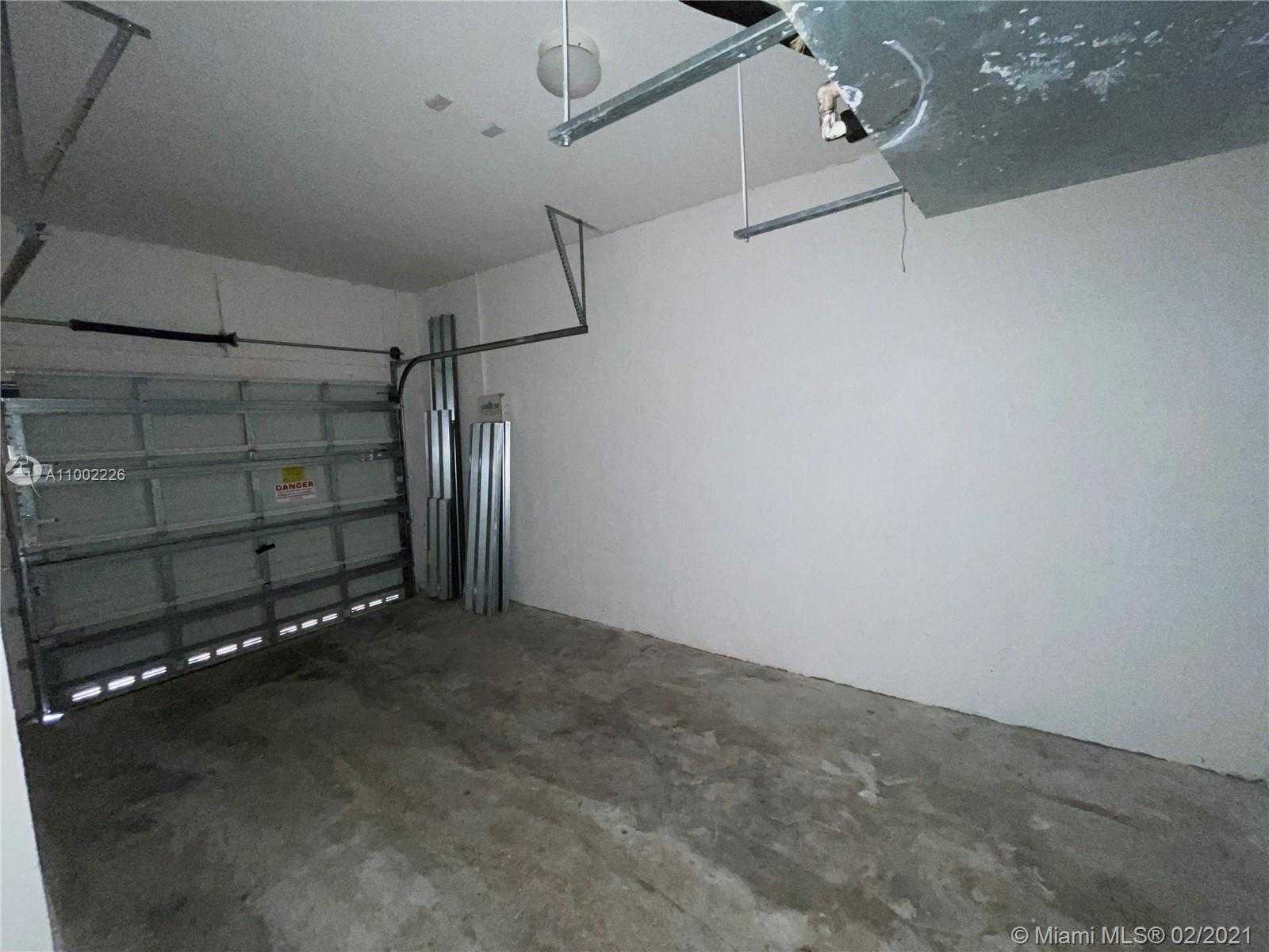 Small Image of 2131 NORTH EAST 6TH ST #2131, Homestead Number 19