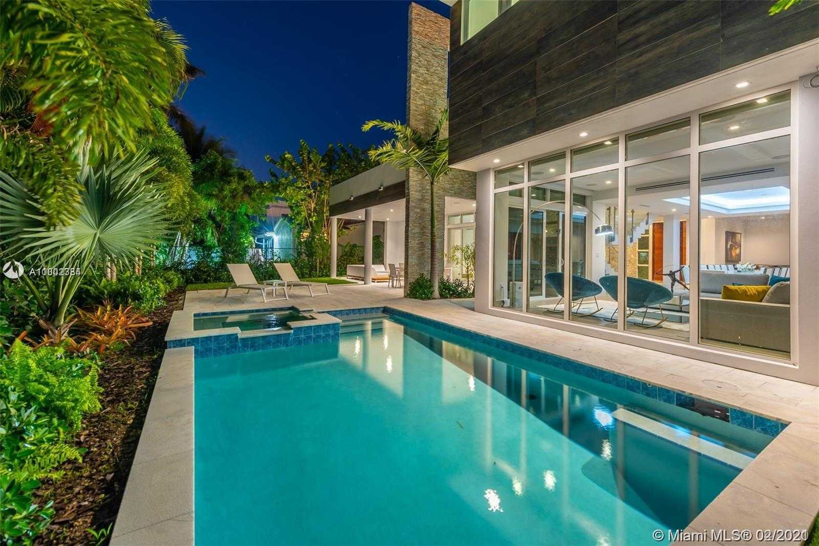 Small Image of 274 OCEAN BLVD, Golden Beach Number 24