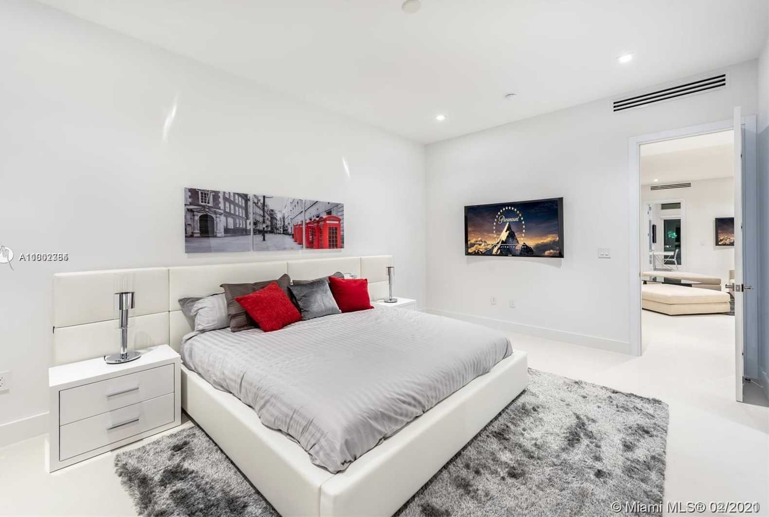 Small Image of 274 OCEAN BLVD, Golden Beach Number 27