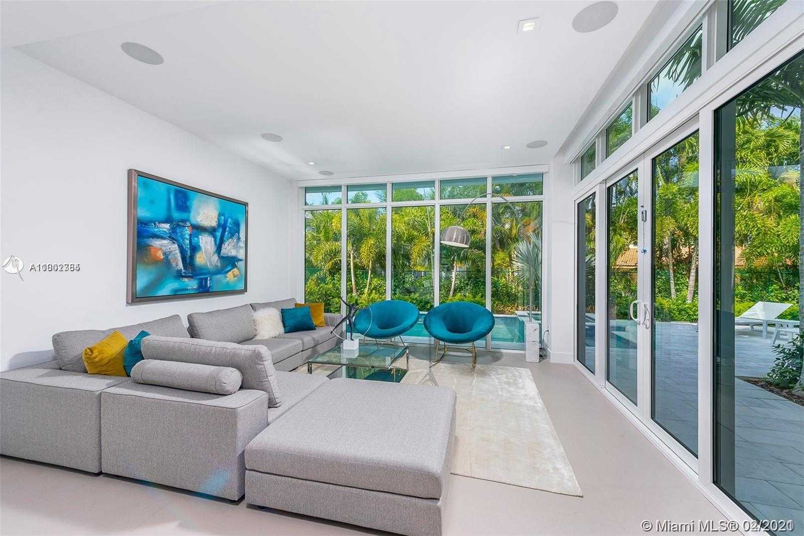 Small Image of 274 OCEAN BLVD, Golden Beach Number 7