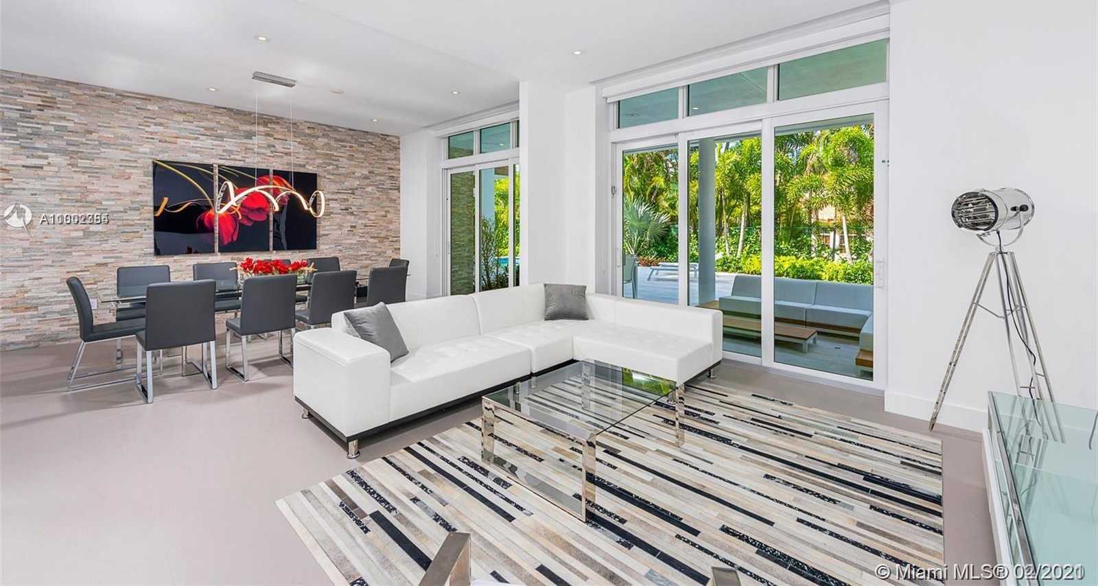 Small Image of 274 OCEAN BLVD, Golden Beach Number 9