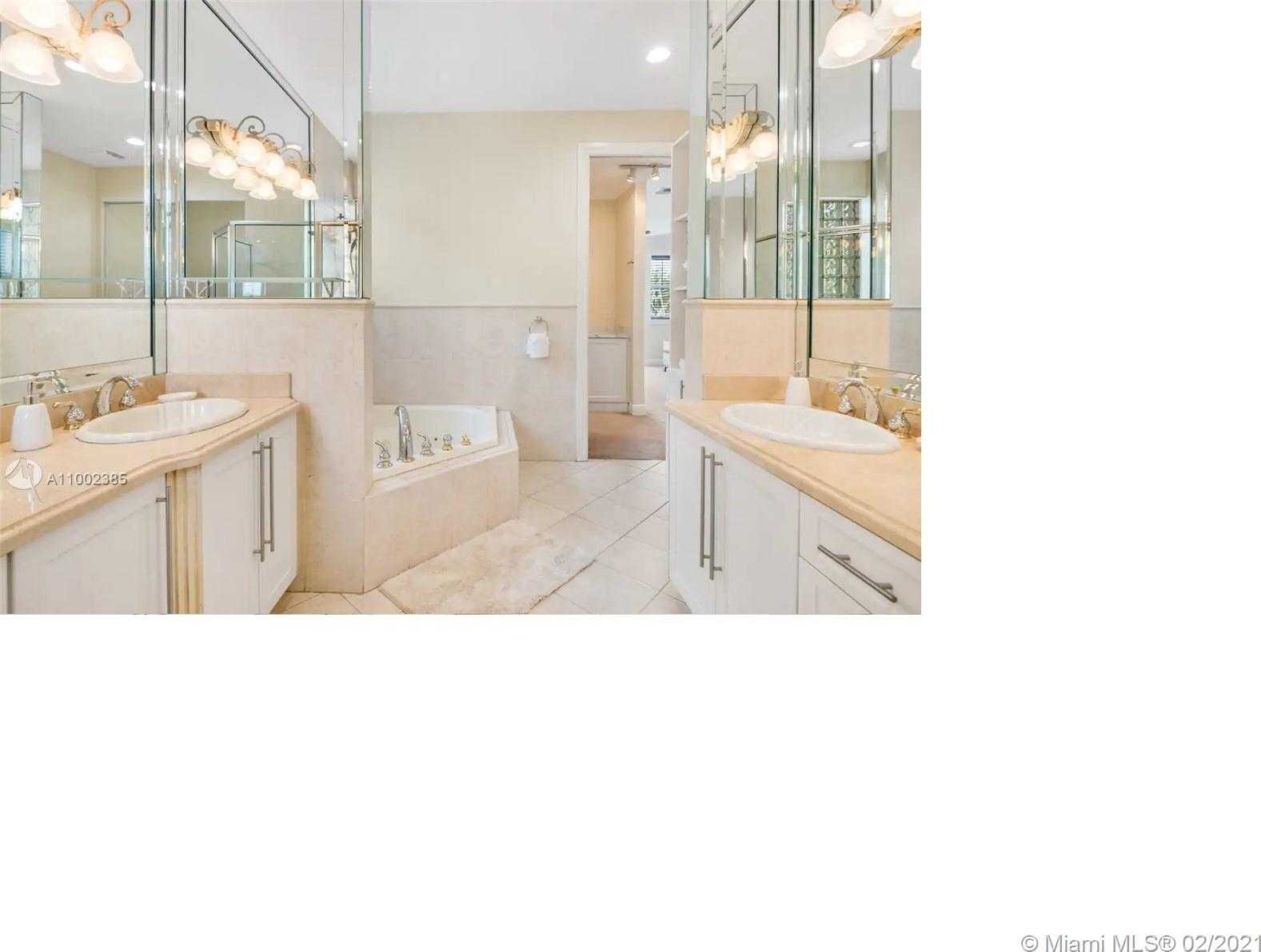 Small Image of 453 SW 5TH AVE, Fort Lauderdale Number 14