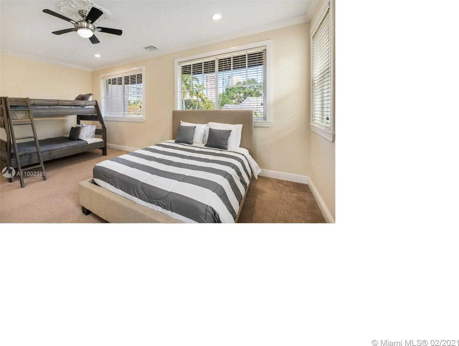 Small Image of 453 SW 5TH AVE, Fort Lauderdale Number 17