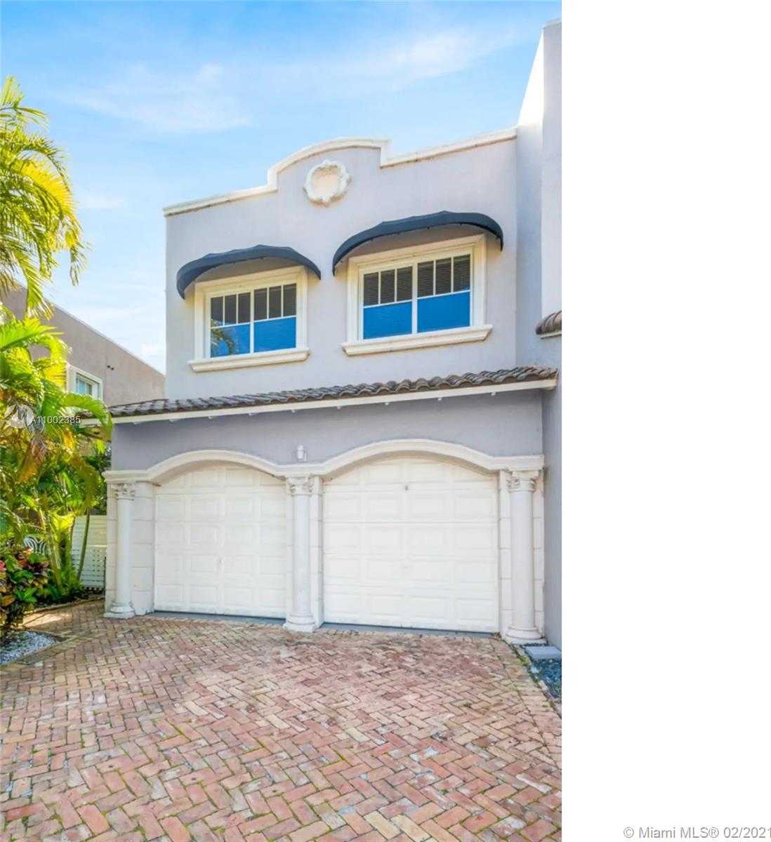 Small Image of 453 SW 5TH AVE, Fort Lauderdale Number 2