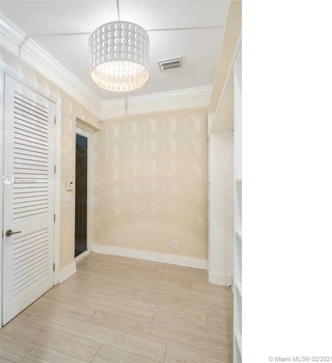 Small Image of 453 SW 5TH AVE, Fort Lauderdale Number 21