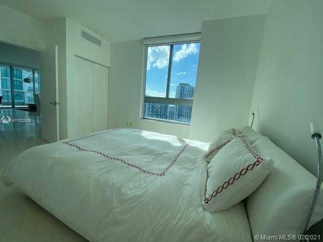 Small Image of 90 SOUTH WEST 3RD ST #3609, Miami Number 39