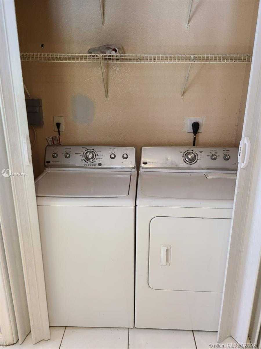 Small Image of 14833 SOUTH WEST 173 TER, Miami Number 13