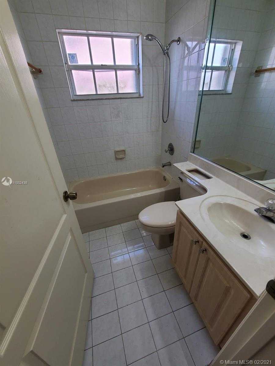 Small Image of 14833 SOUTH WEST 173 TER, Miami Number 14