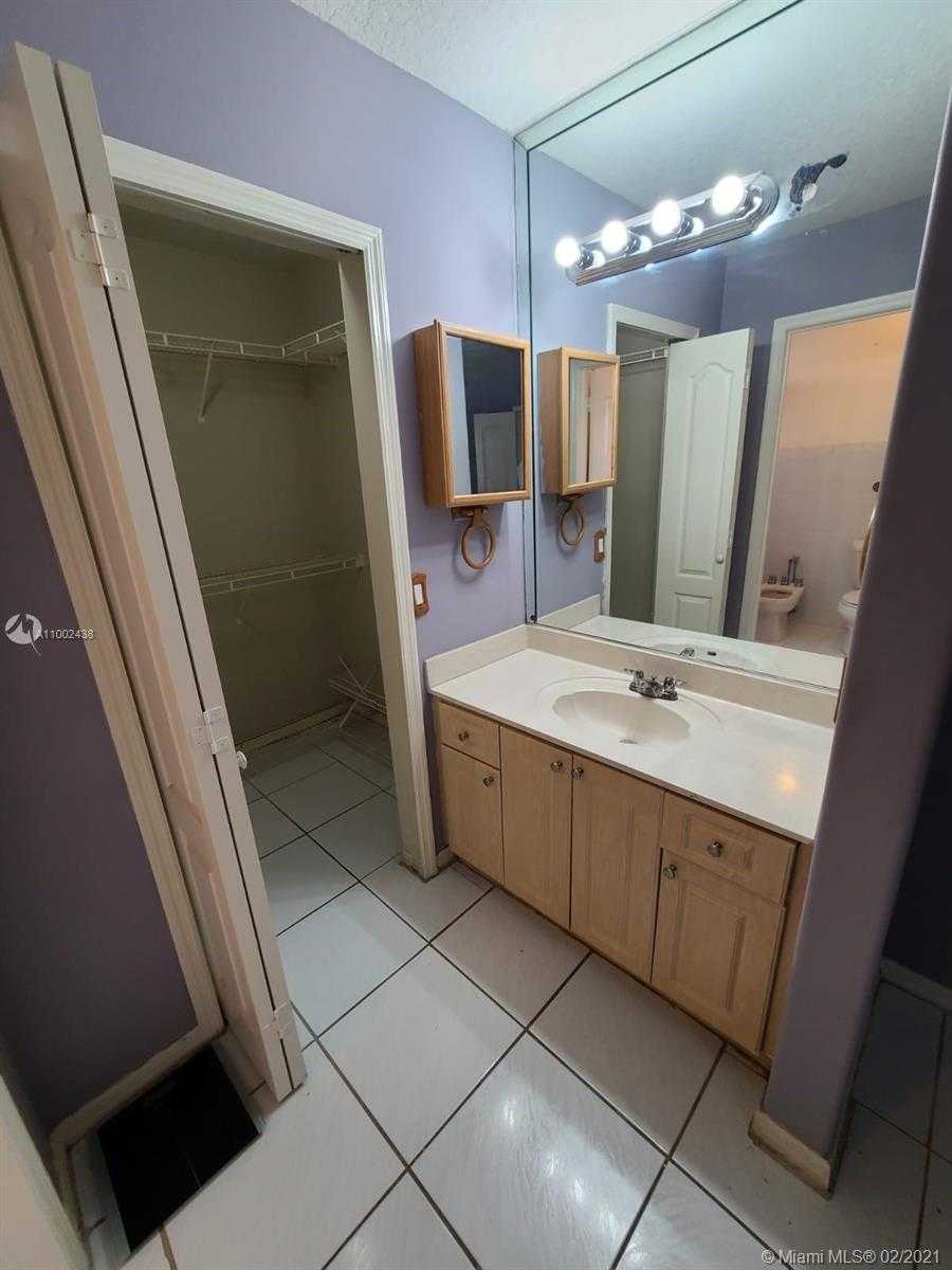 Small Image of 14833 SOUTH WEST 173 TER, Miami Number 19