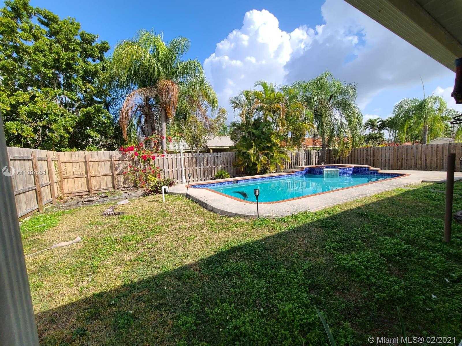 Small Image of 14833 SOUTH WEST 173 TER, Miami Number 2