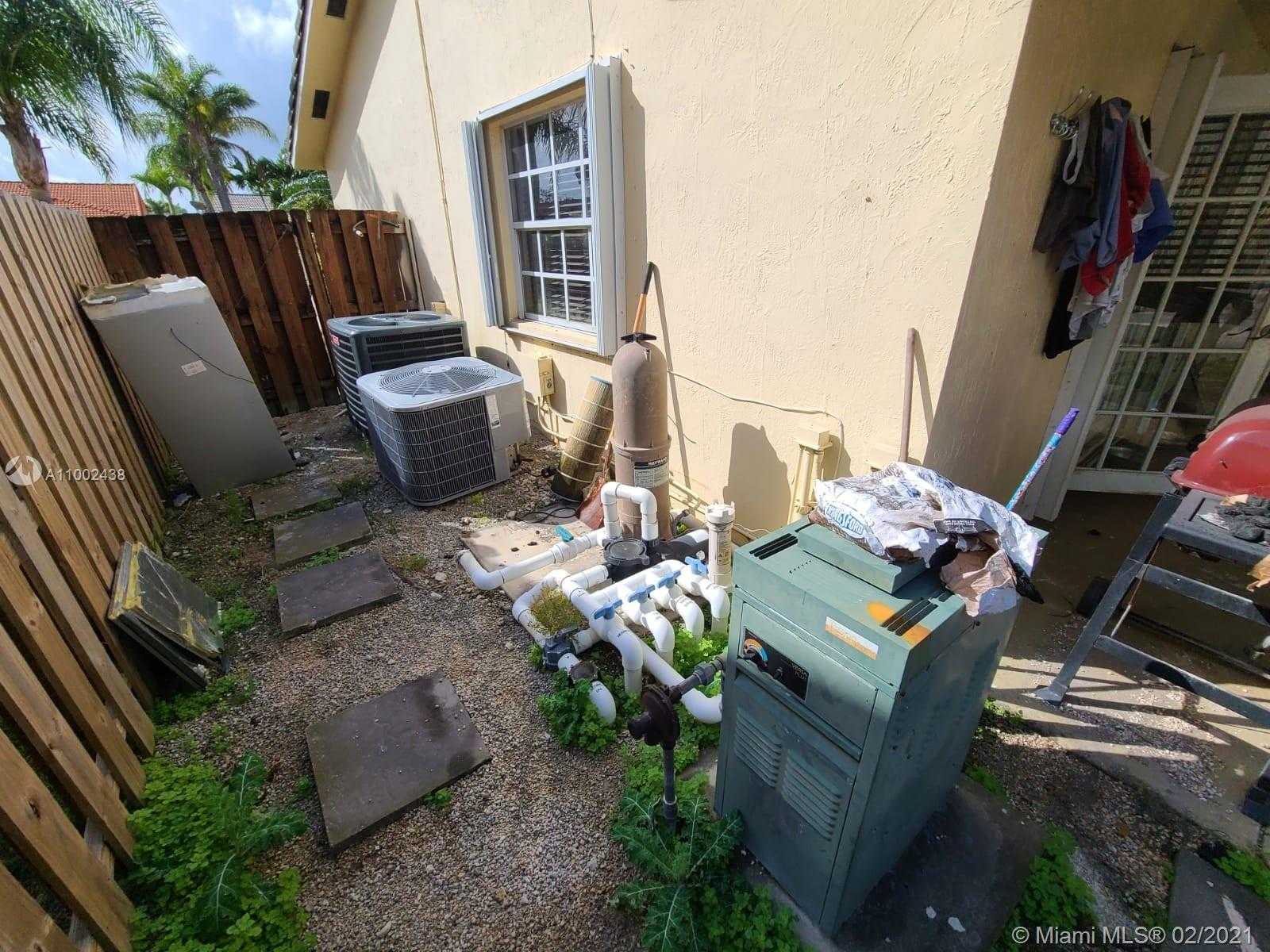 Small Image of 14833 SOUTH WEST 173 TER, Miami Number 25