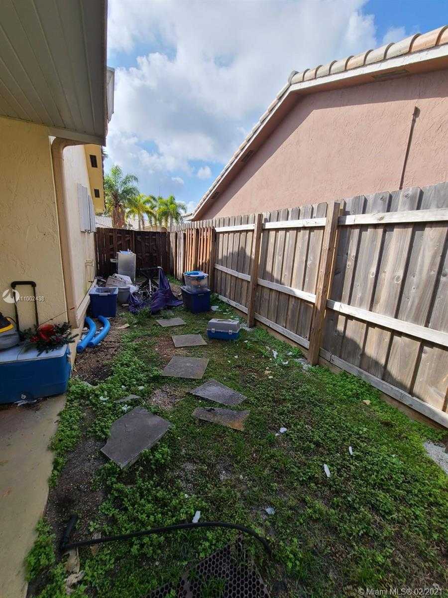 Small Image of 14833 SOUTH WEST 173 TER, Miami Number 27