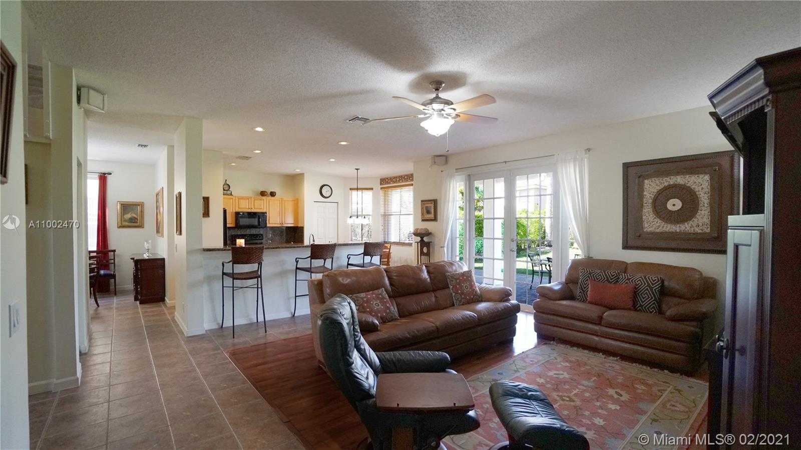 Small Image of 1546 Sandpiper Cir, Weston, FL 33327, USA Number 10