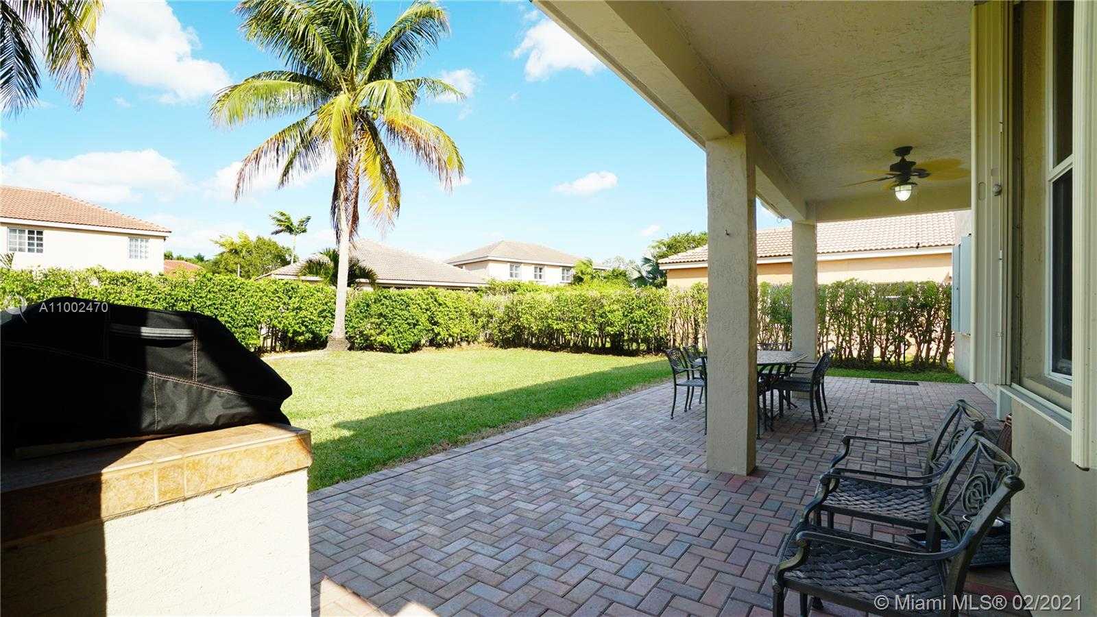 Small Image of 1546 Sandpiper Cir, Weston, FL 33327, USA Number 33
