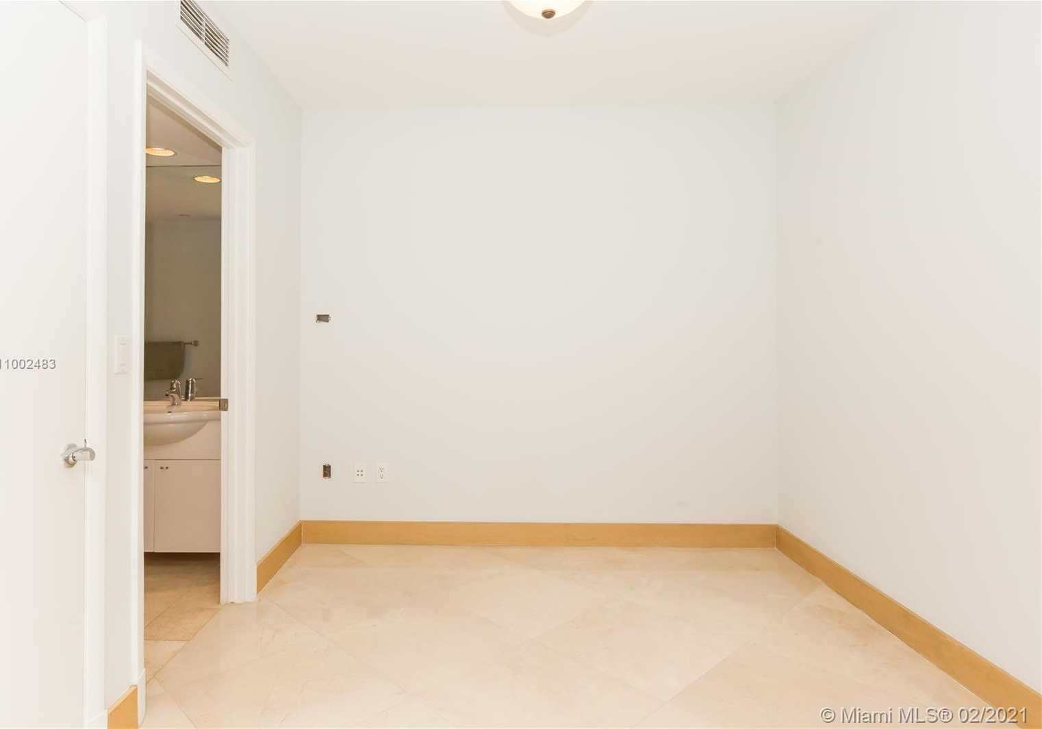 Small Image of 1800 SOUTH OCEAN DR #1502, Hallandale Beach Number 12
