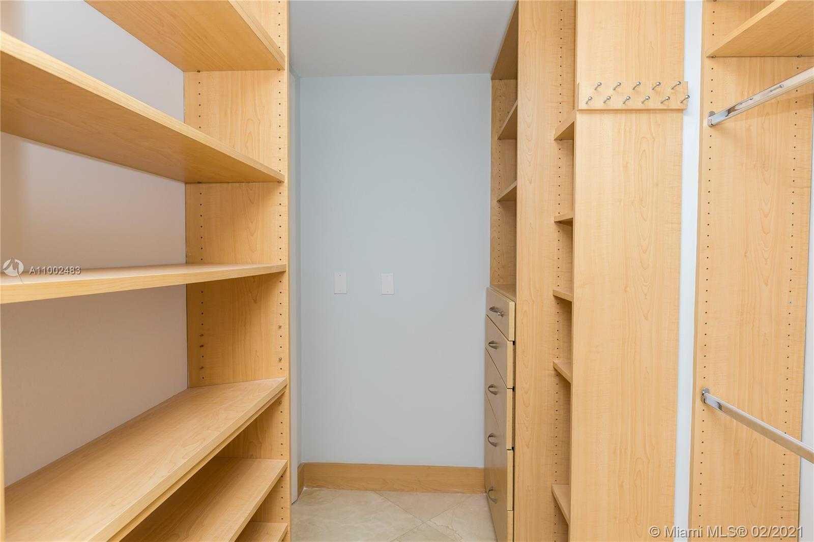 Small Image of 1800 SOUTH OCEAN DR #1502, Hallandale Beach Number 16