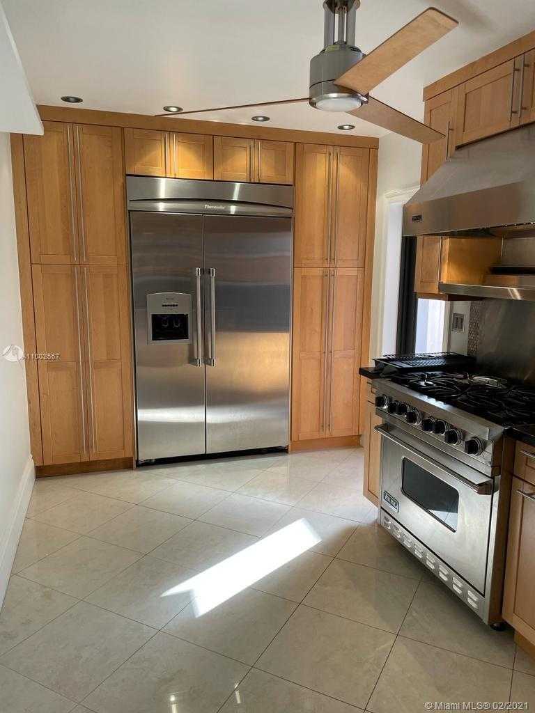 Small Image of 1840 CLEVELAND RD, Miami Beach Number 11