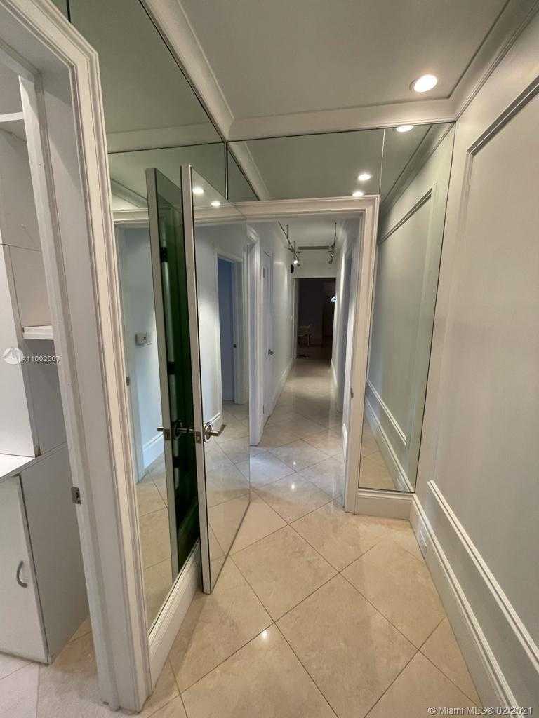 Small Image of 1840 CLEVELAND RD, Miami Beach Number 28