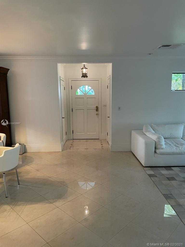 Small Image of 1840 CLEVELAND RD, Miami Beach Number 4