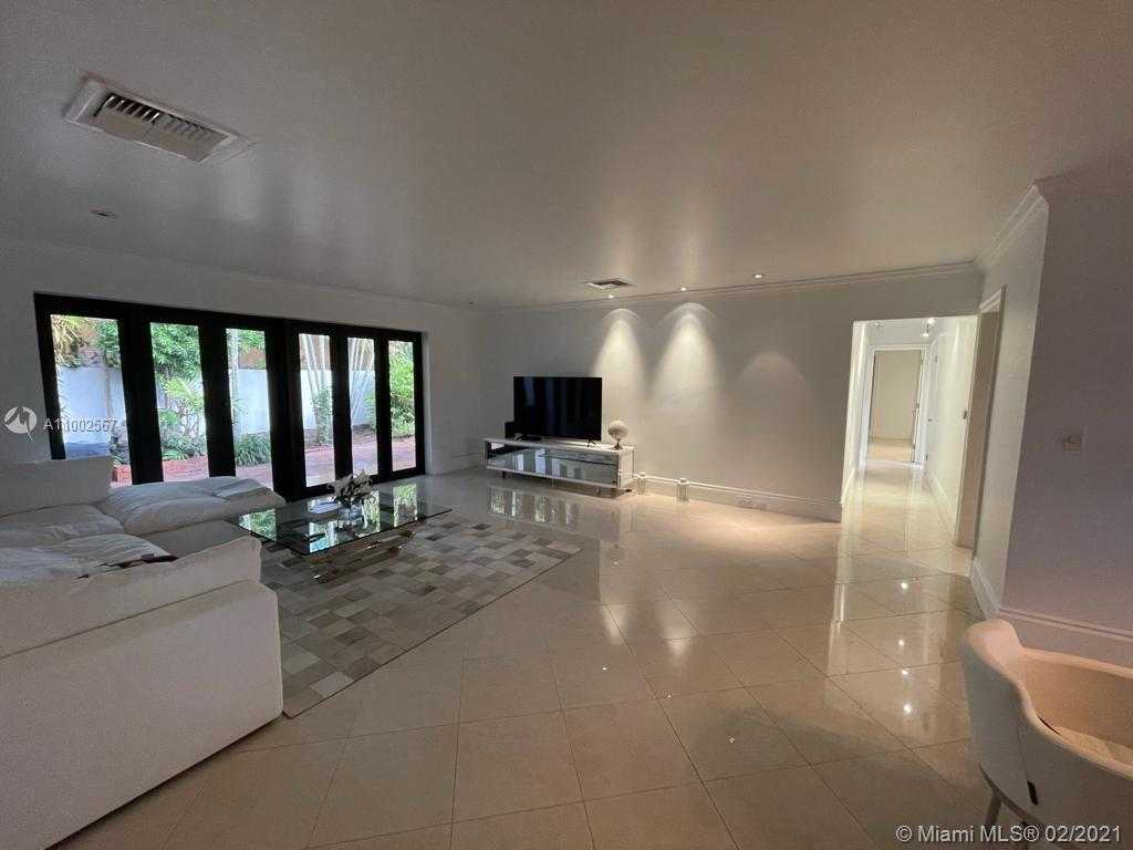 Small Image of 1840 CLEVELAND RD, Miami Beach Number 8