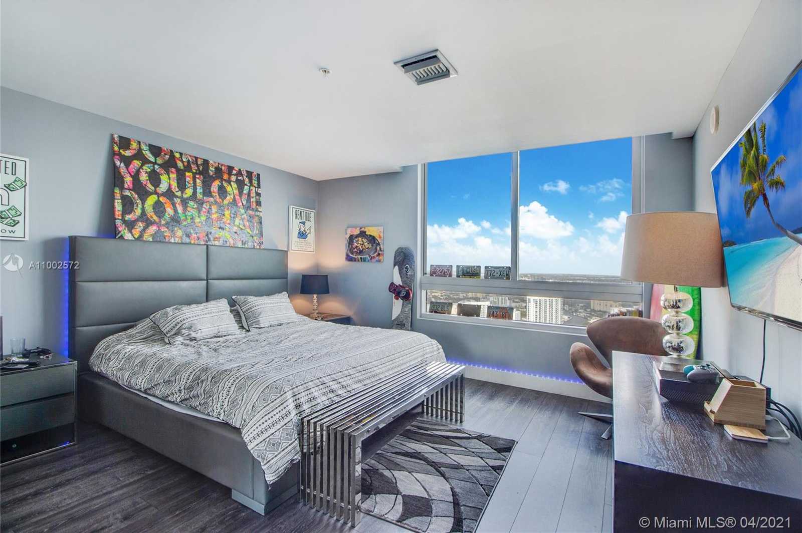 Small Image of 90 SOUTH WEST 3RD ST #PH-5, Miami Number 11