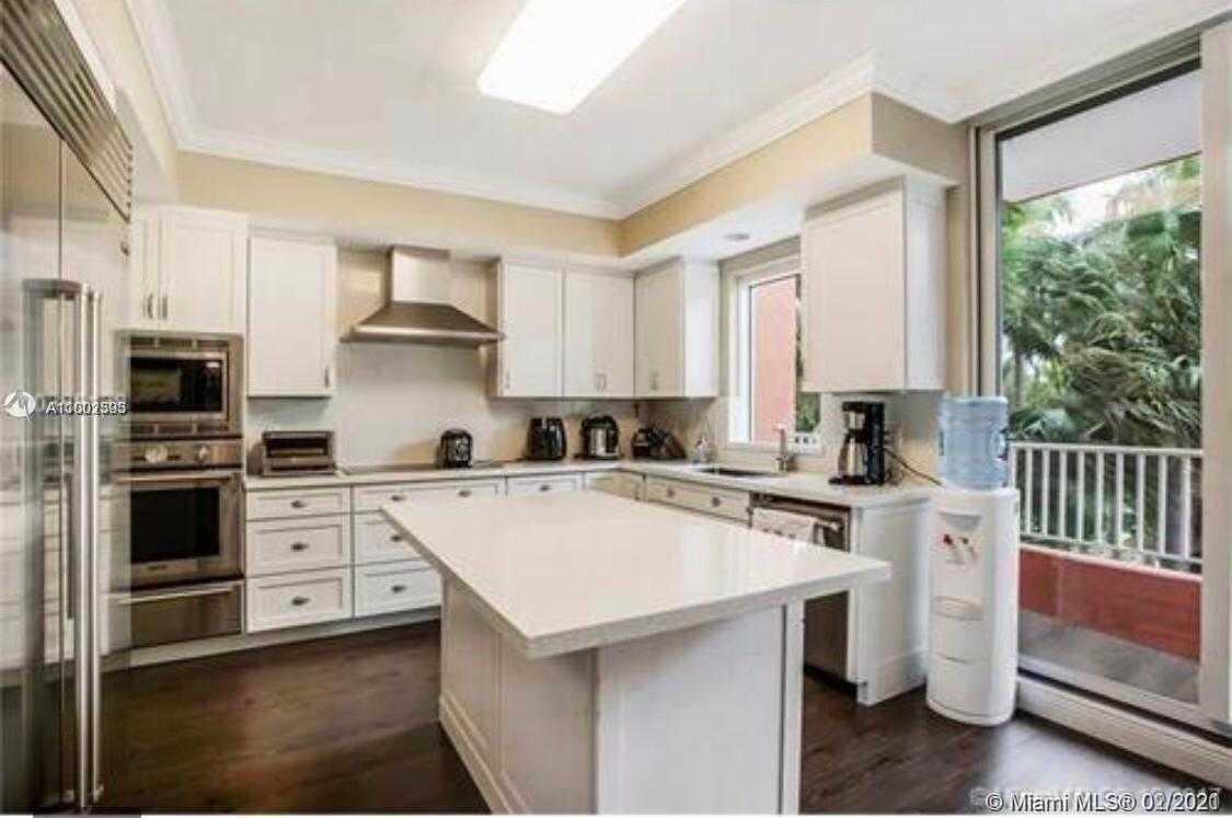 Small Image of 781 CRANDON BLVD #306, Key Biscayne Number 4