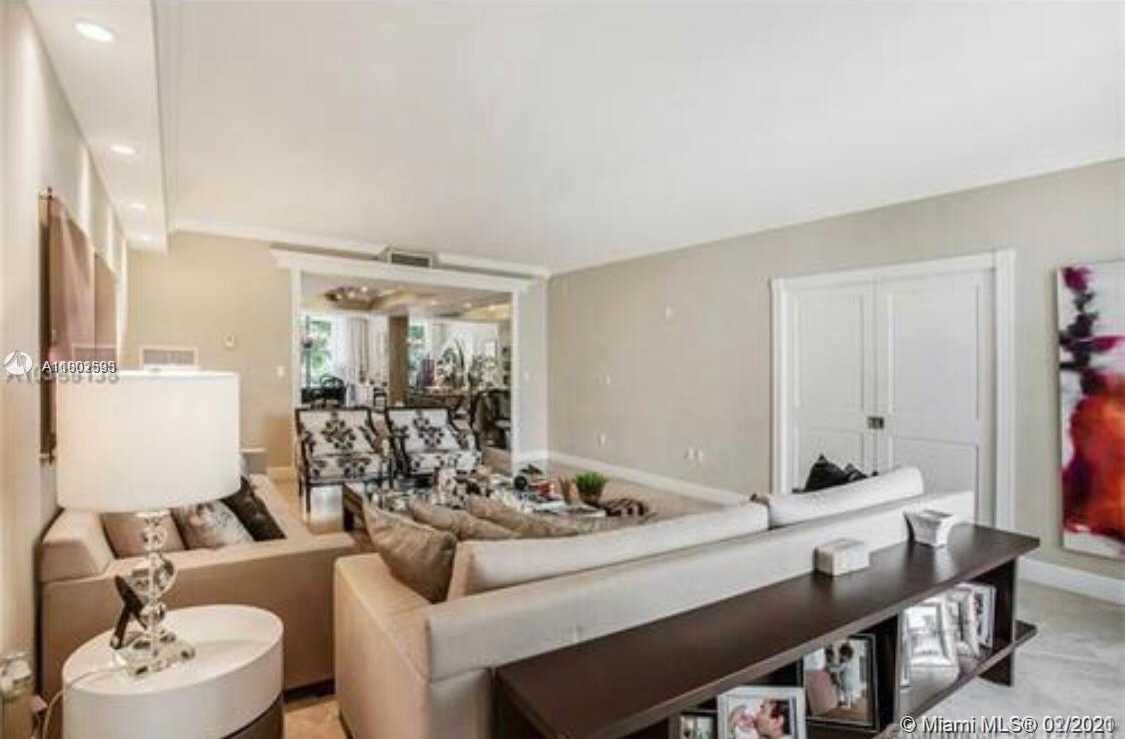 Small Image of 781 CRANDON BLVD #306, Key Biscayne Number 6