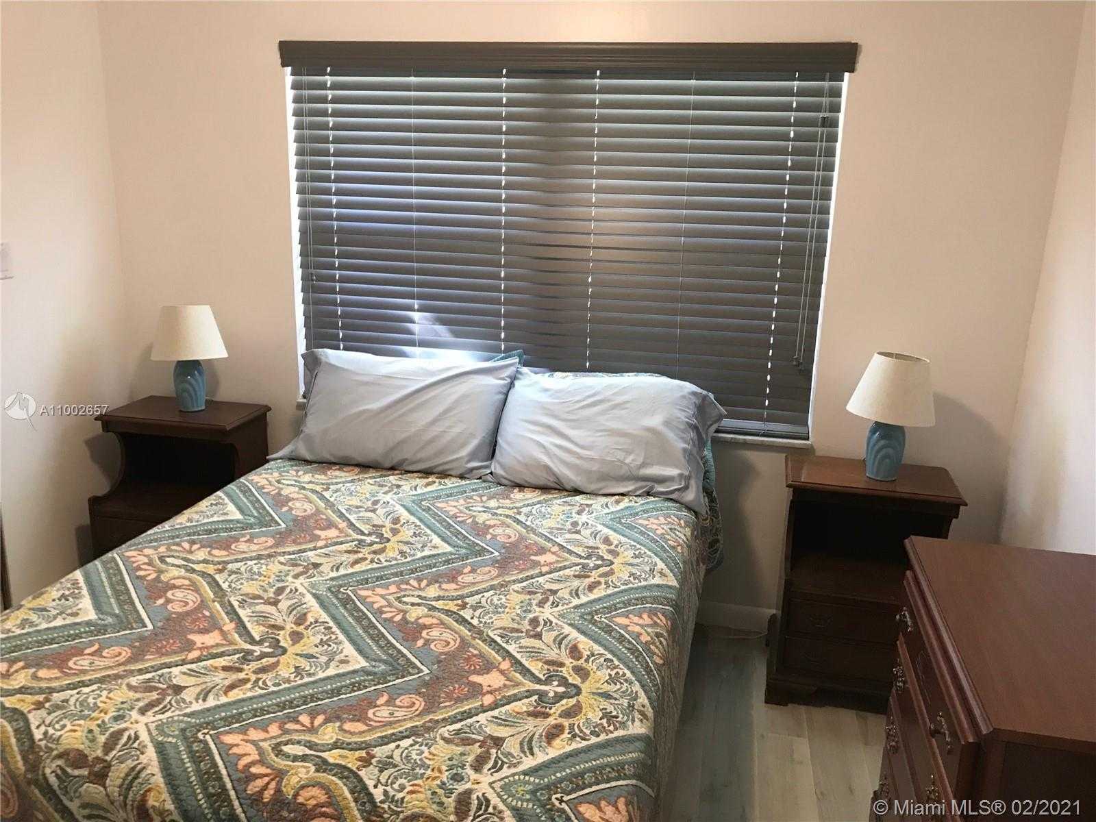Small Image of 128 SOUTH WEST 5TH ST, Hallandale Beach Number 10