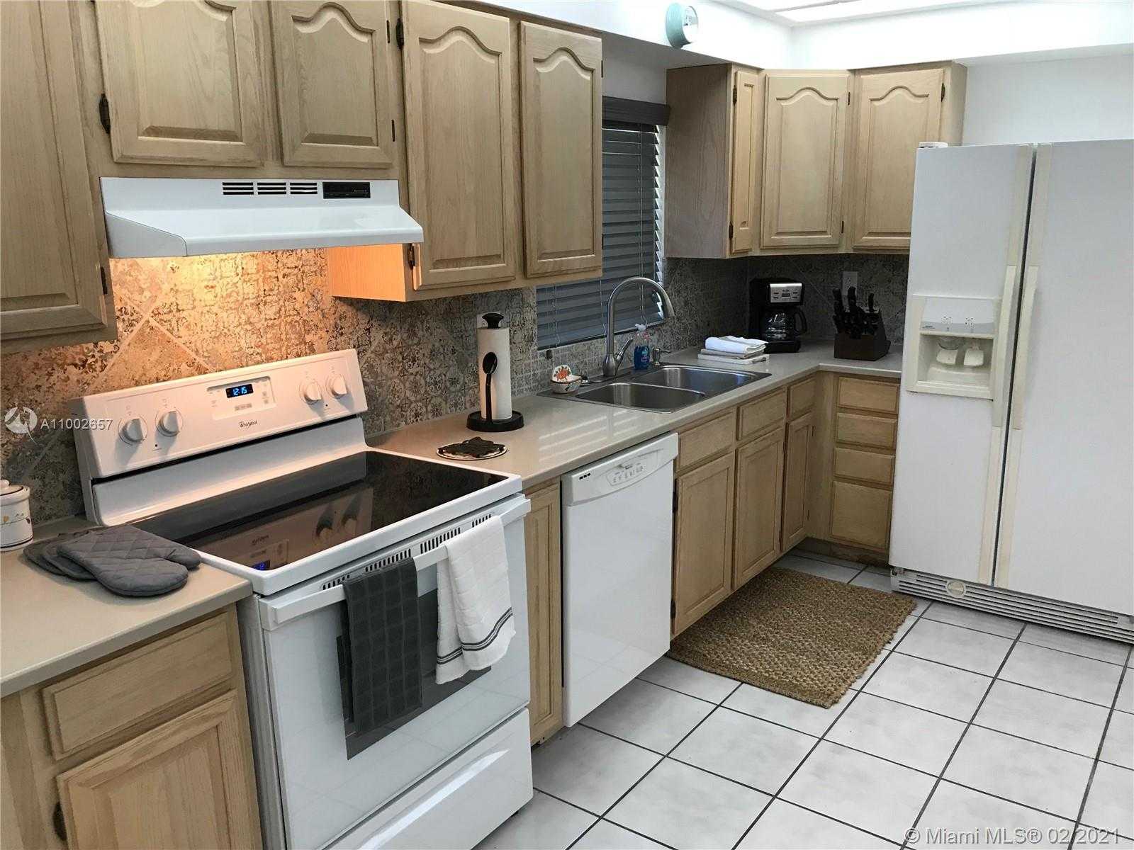 Small Image of 128 SOUTH WEST 5TH ST, Hallandale Beach Number 12