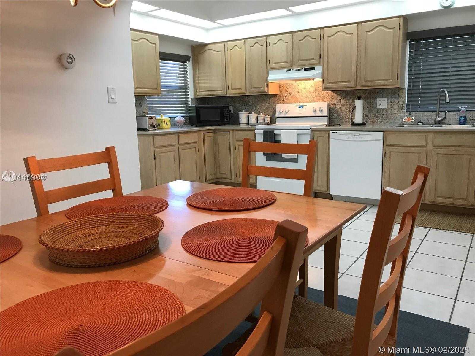 Small Image of 128 SOUTH WEST 5TH ST, Hallandale Beach Number 18