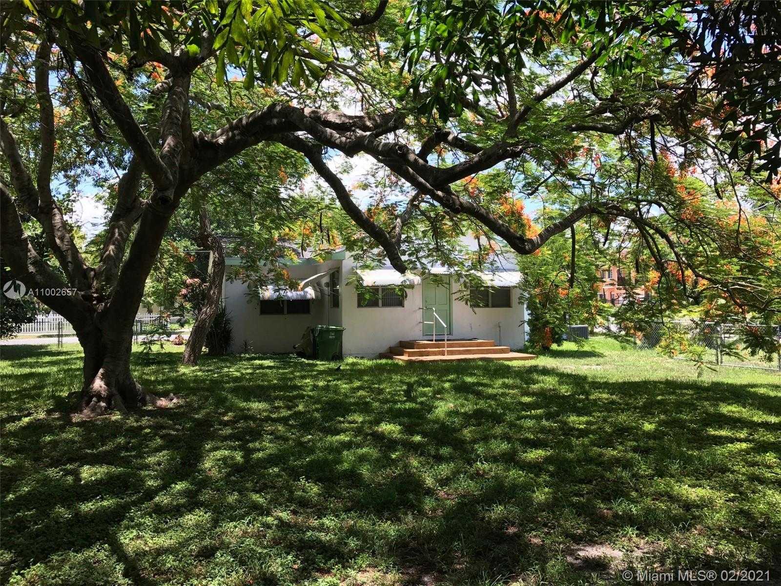 Small Image of 128 SOUTH WEST 5TH ST, Hallandale Beach Number 3