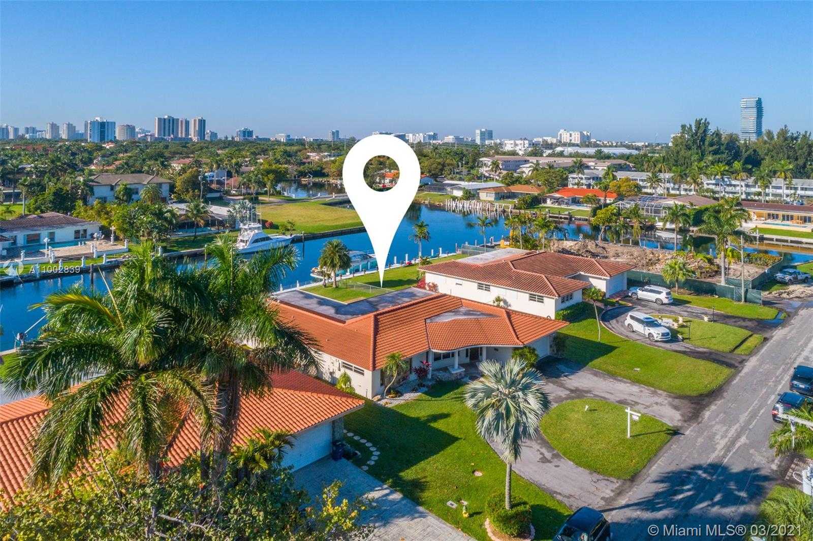 Small Image of 461 ALAMANDA DR, Hallandale Beach Number 20