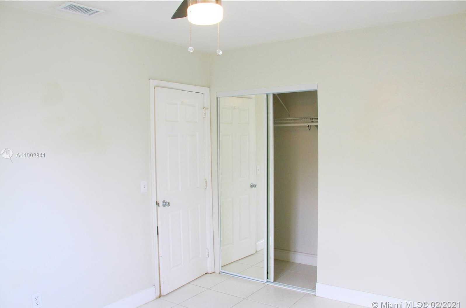 Small Image of 3320 SOUTH WEST 35TH ST, West Park Number 12
