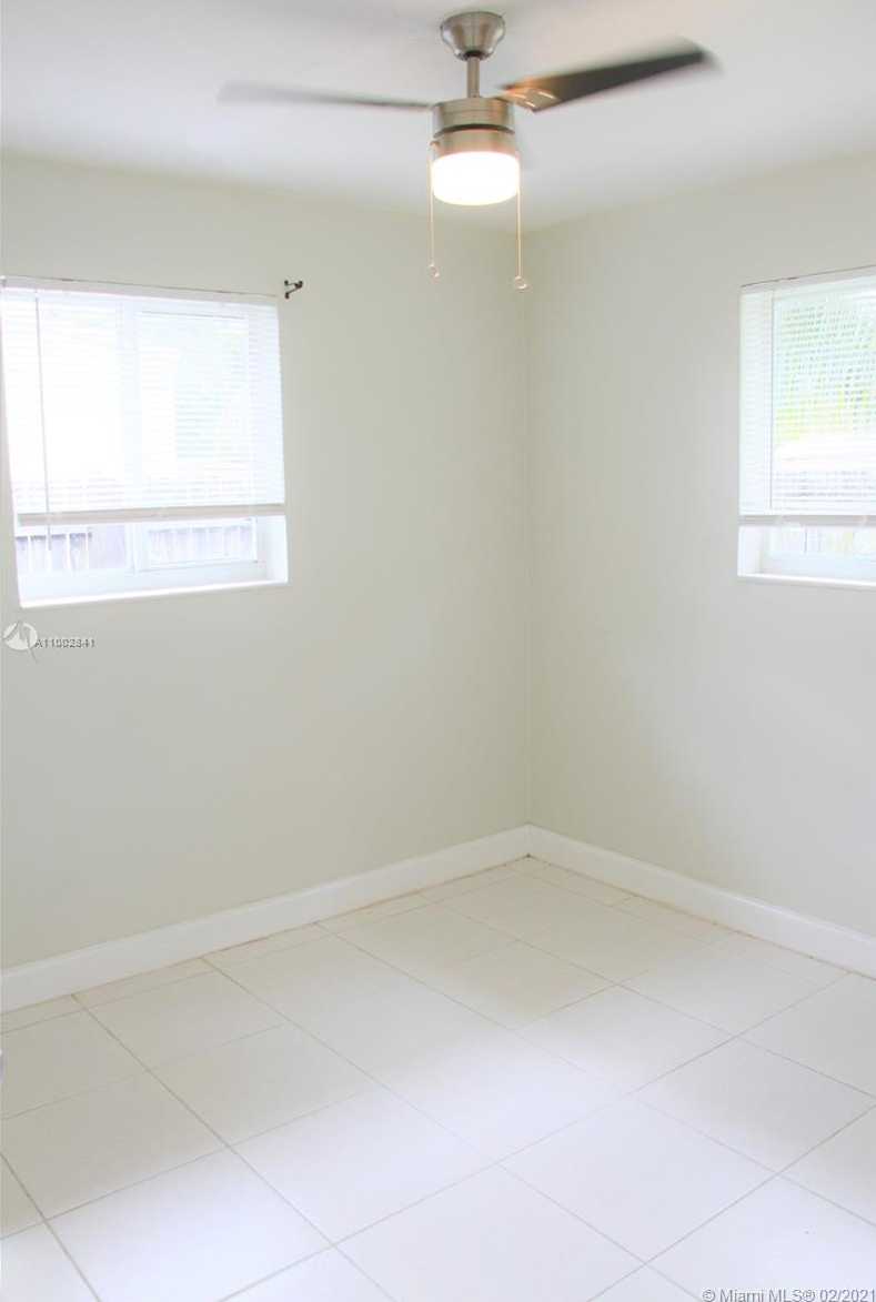 Small Image of 3320 SOUTH WEST 35TH ST, West Park Number 14