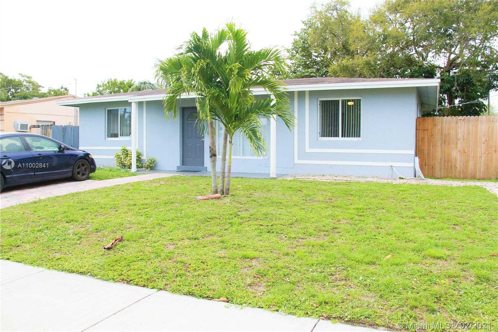 Small Image of 3320 SOUTH WEST 35TH ST, West Park Number 3