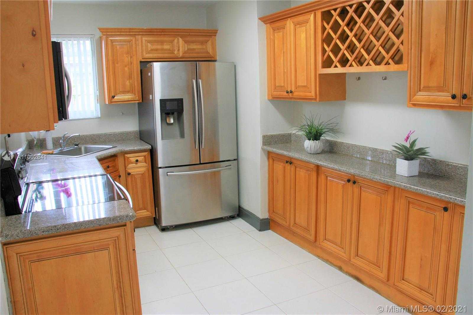 Small Image of 3320 SOUTH WEST 35TH ST, West Park Number 5