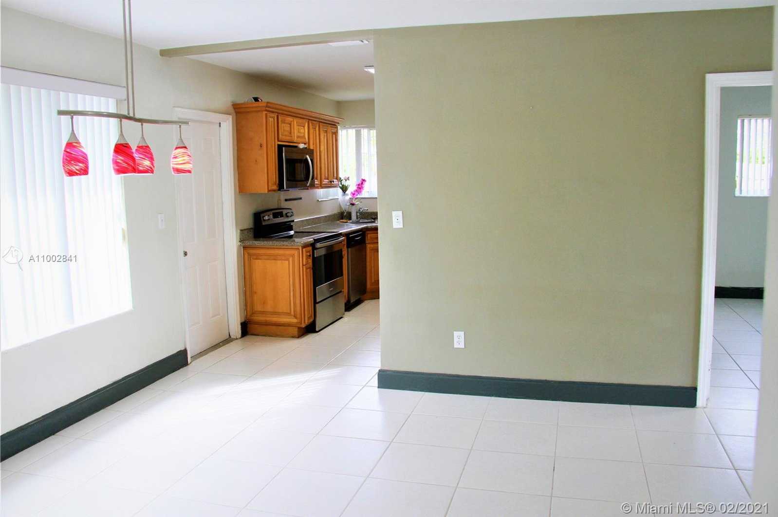 Small Image of 3320 SOUTH WEST 35TH ST, West Park Number 6