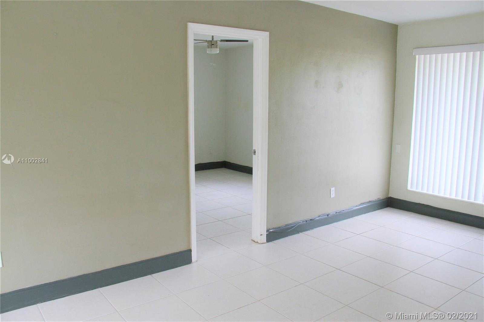 Small Image of 3320 SOUTH WEST 35TH ST, West Park Number 7