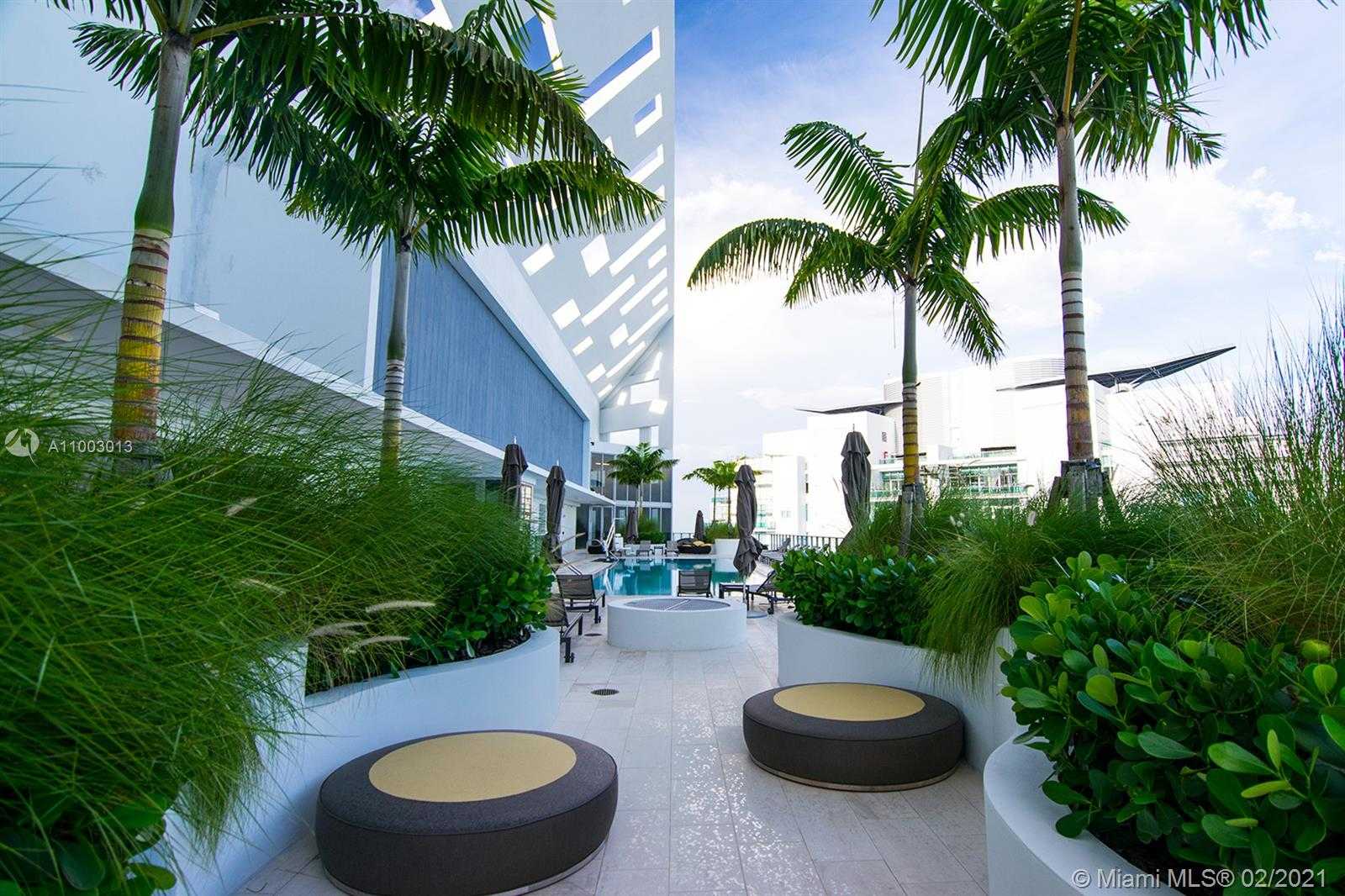Small Image of 1300 BRICKELL BAY DR #1208, Miami Number 21