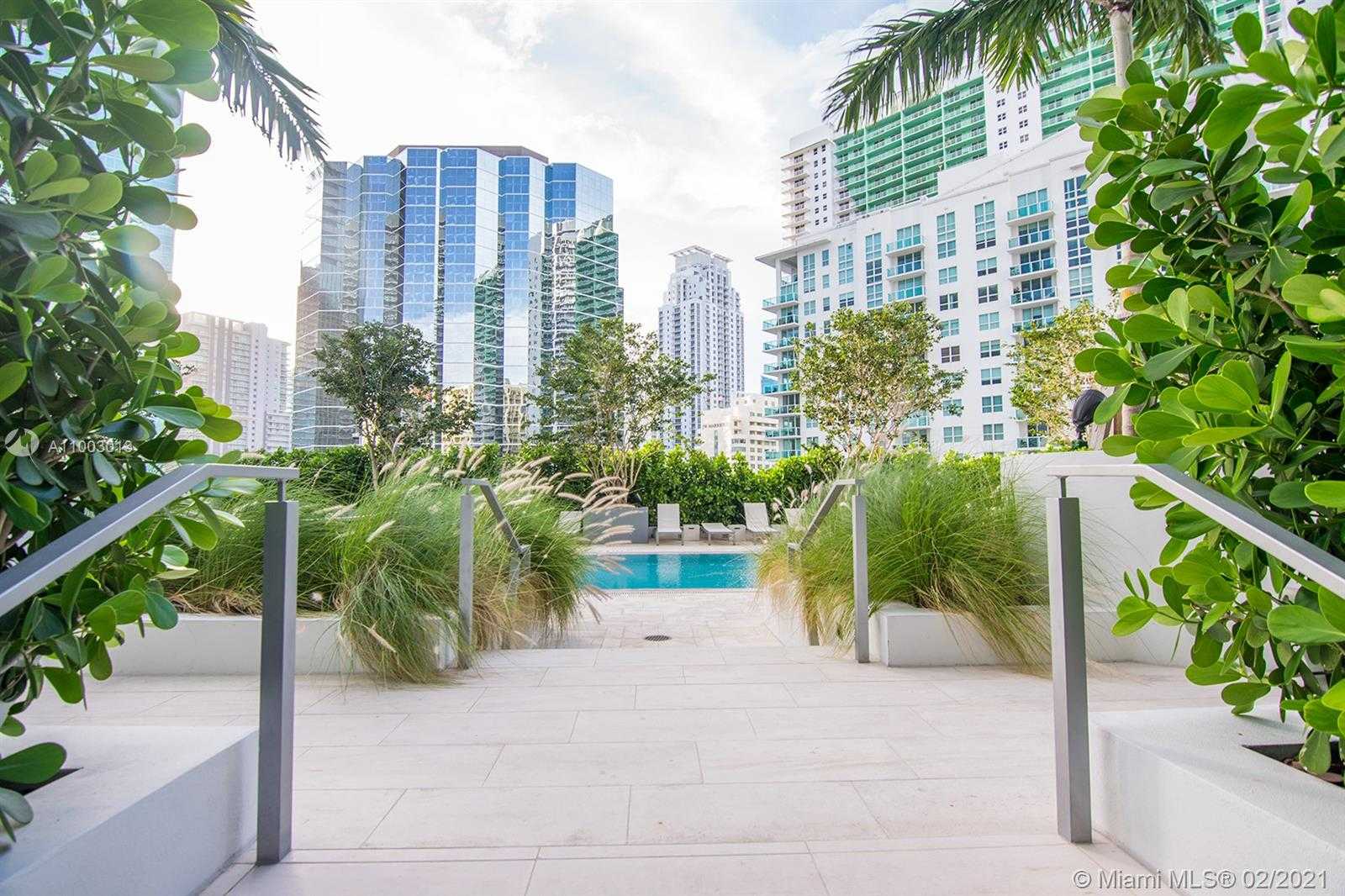 Small Image of 1300 BRICKELL BAY DR #1208, Miami Number 22