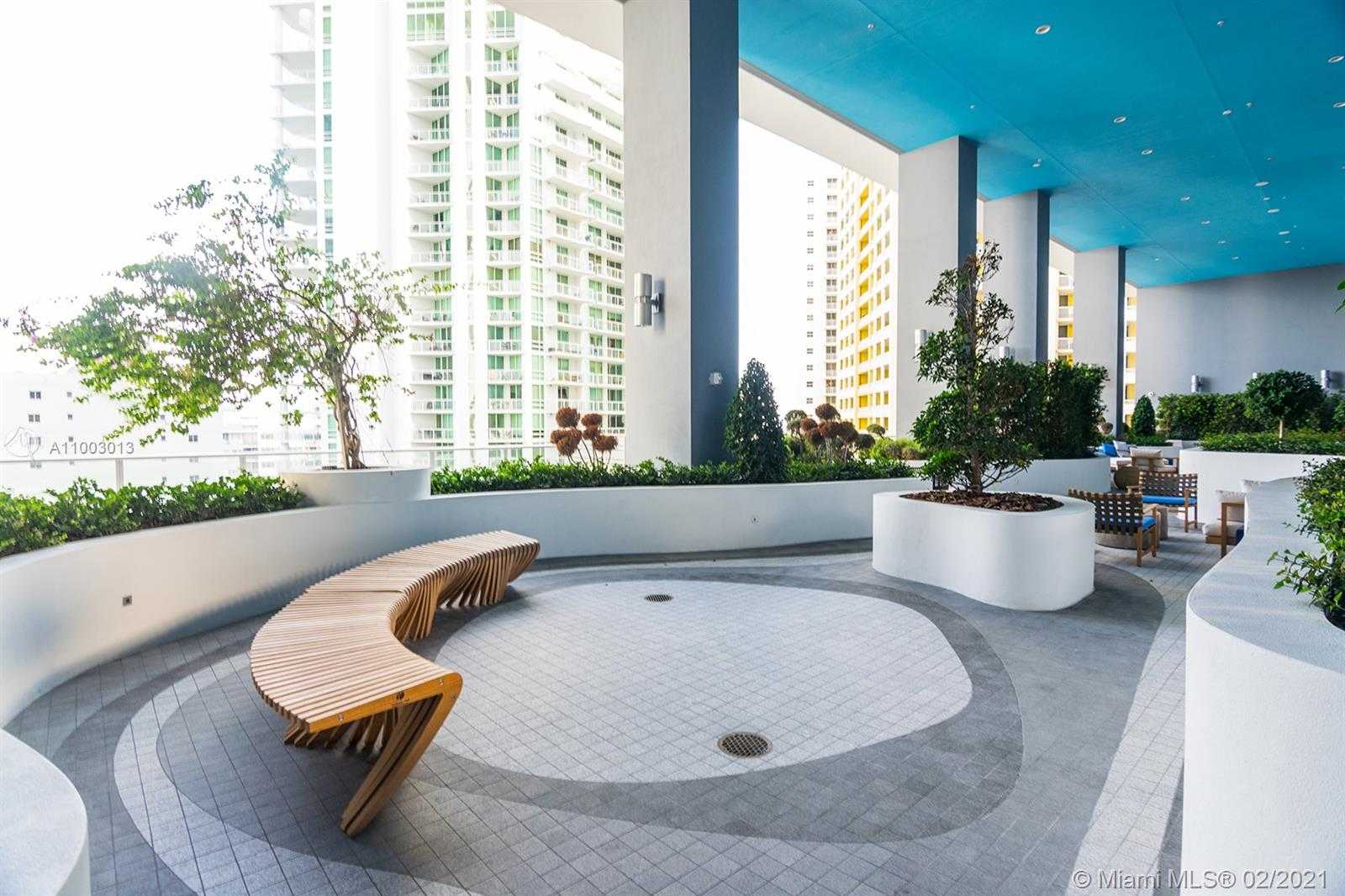 Small Image of 1300 BRICKELL BAY DR #1208, Miami Number 24
