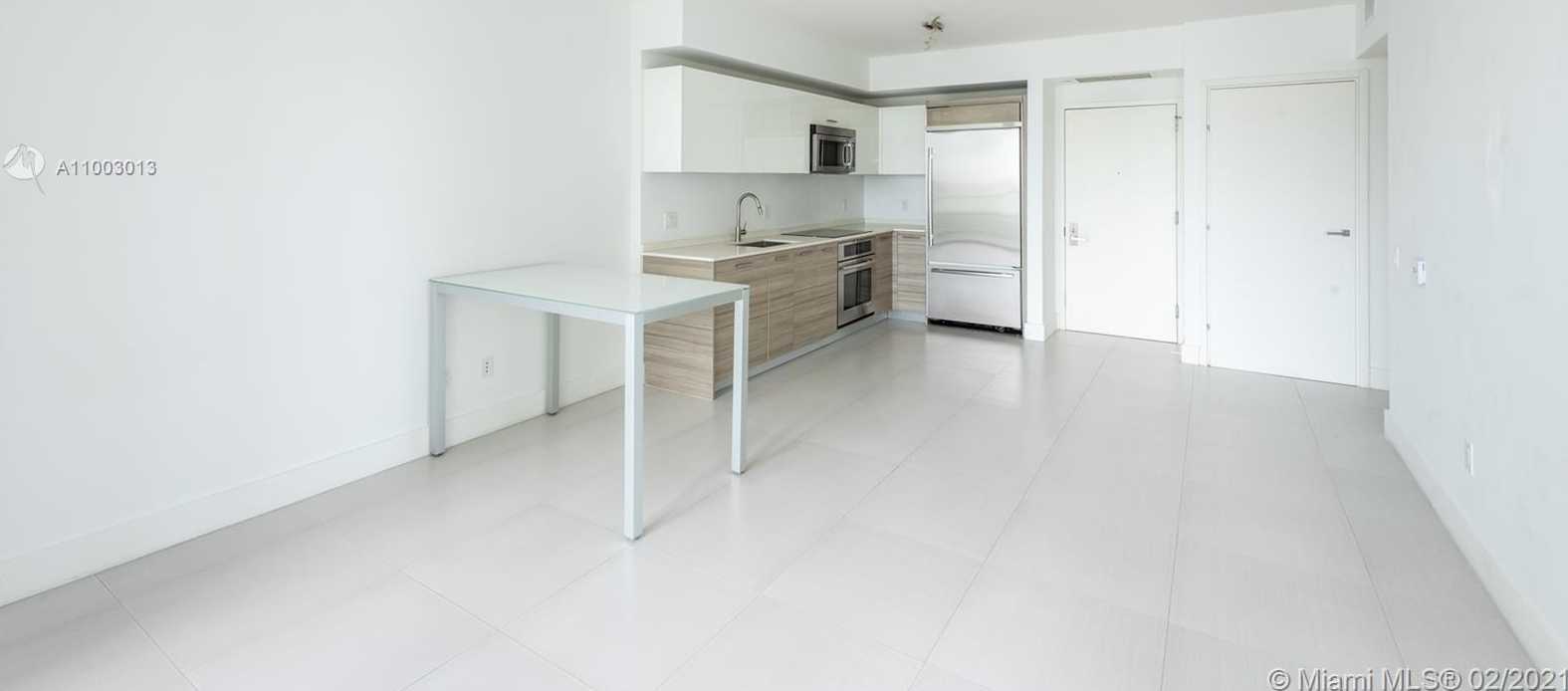 Small Image of 1300 BRICKELL BAY DR #1208, Miami Number 7