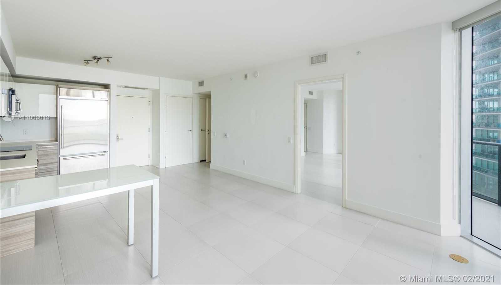 Small Image of 1300 BRICKELL BAY DR #1208, Miami Number 9