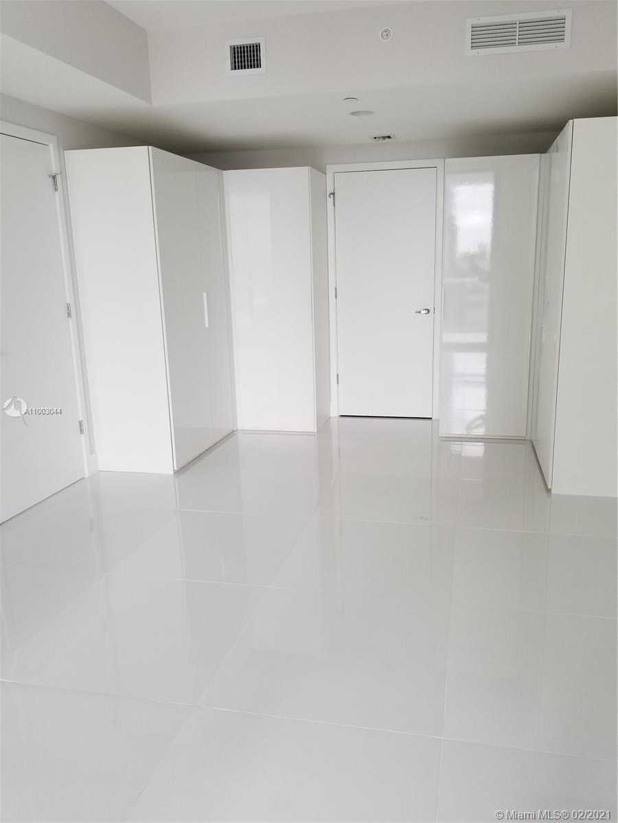 Small Image of 1010 BRICKELL #1905, Miami Number 6
