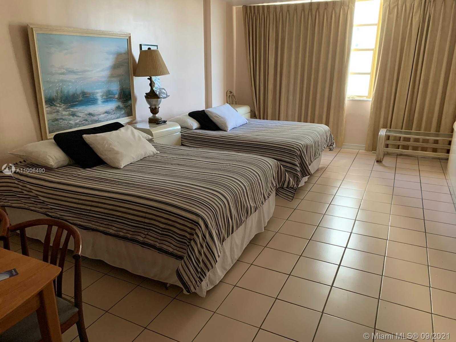 Small Image of 19201 COLLINS AVE #323, Sunny Isles Beach Number 3