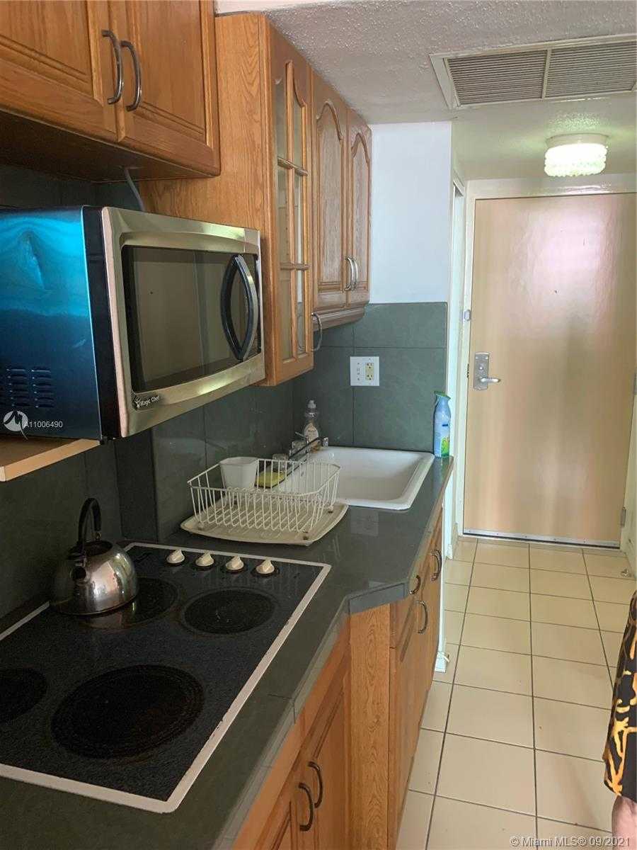 Small Image of 19201 COLLINS AVE #323, Sunny Isles Beach Number 6