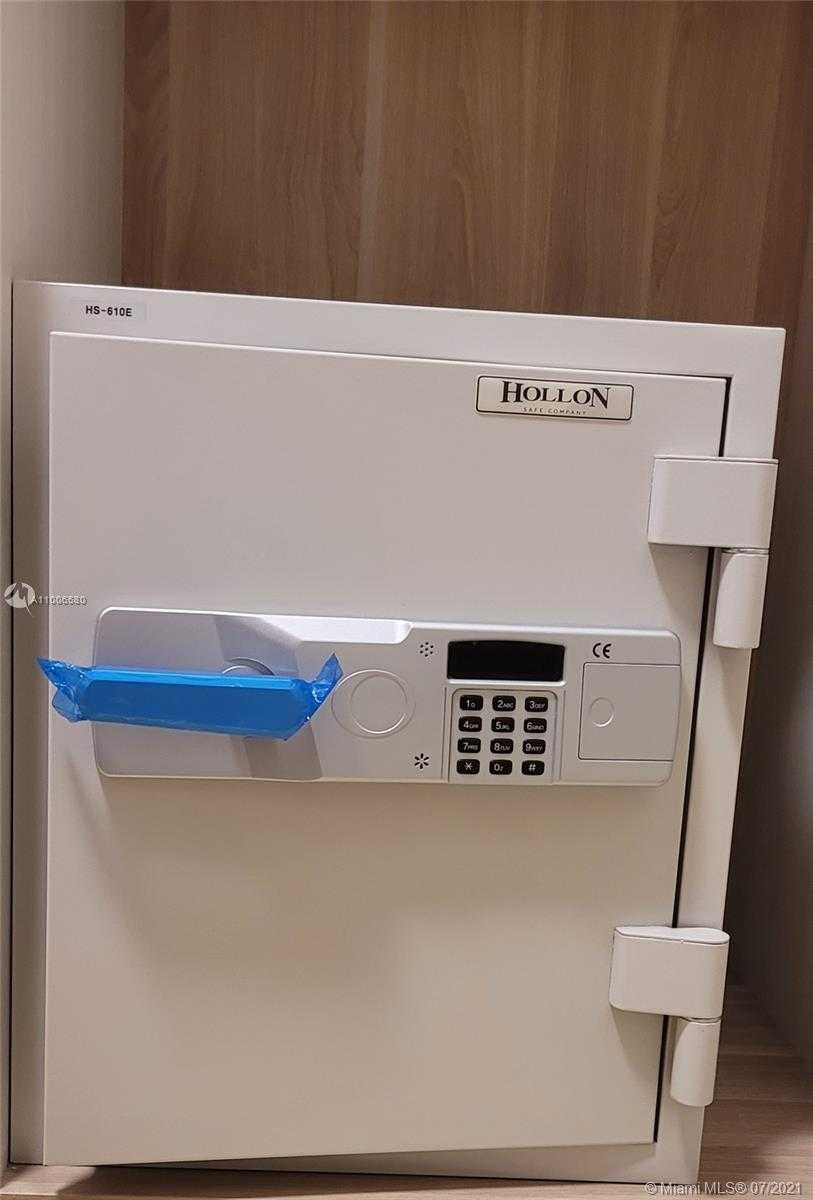 Imagen de Pequeño Objeto