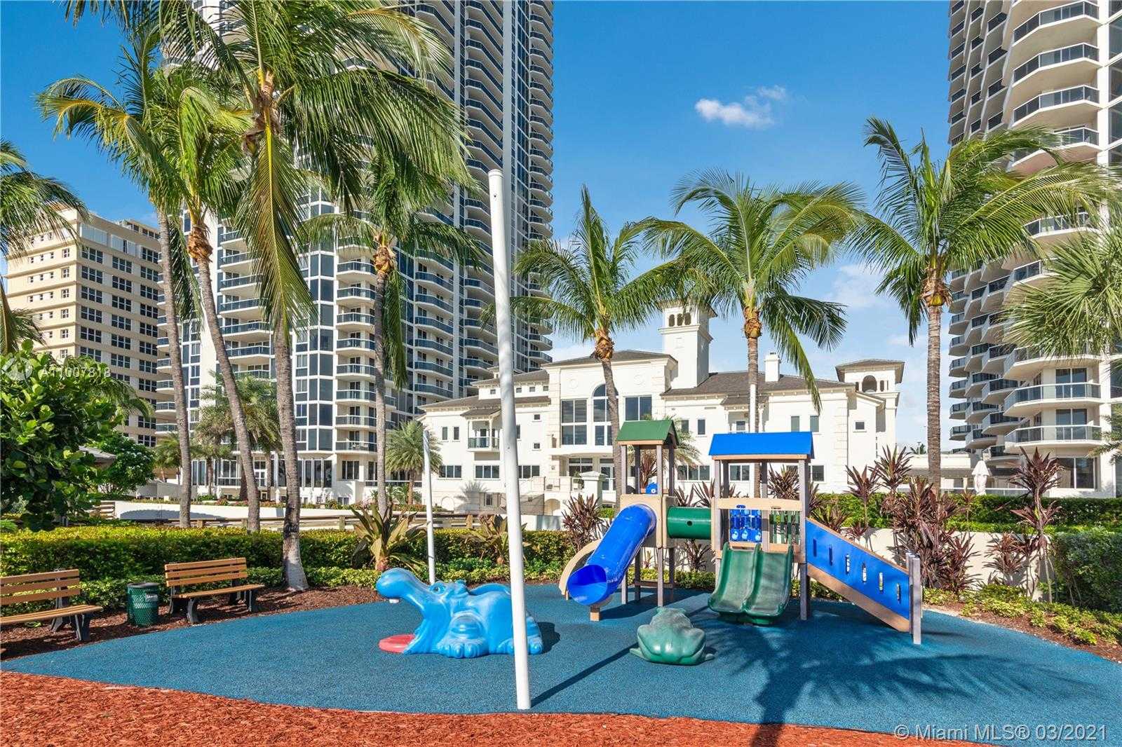 Small Image of 4779 COLLINS AVE #3908, Miami Beach Number 24