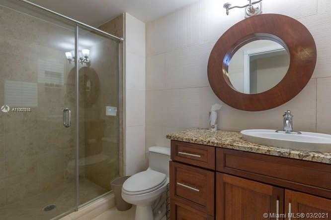 Small Image of 4779 COLLINS AVE #3908, Miami Beach Number 3